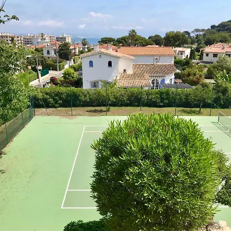 27 Avenue De La Salis * Жюан-ле-Пен